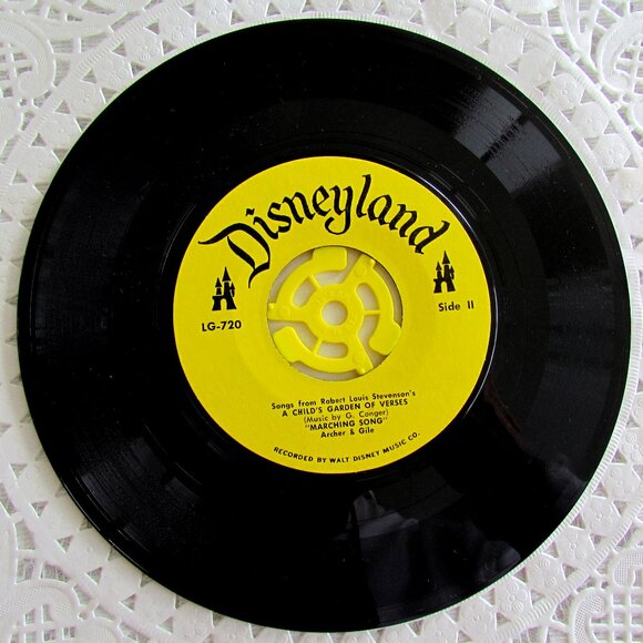 45 RPM KID'S RECORDS, LOT of 4 VINTAGE LULLABIES, THE SWING, THREE BLIND MICE + - Picture 12 of 16